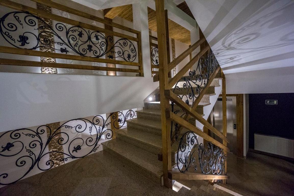 Apartament Tatrzanski Swit Z Tarasem 20M2, Garazem Podziemnym, Grota Solna Zakopane Extérieur photo